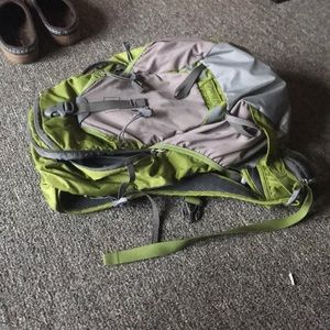 REI BACKPACK WITH WATER RESERVOIR